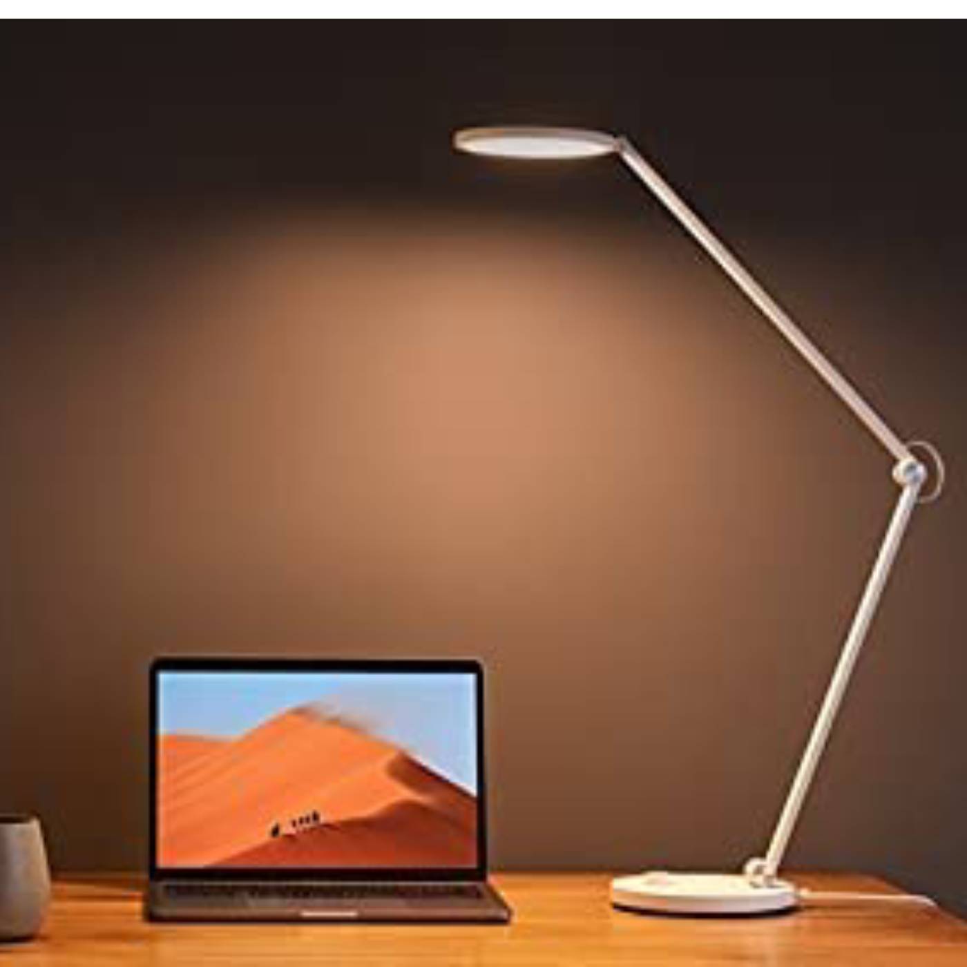 Xiaomi-MI-Smart-LED-Desk-Lamp-Pro-white-9.jpg